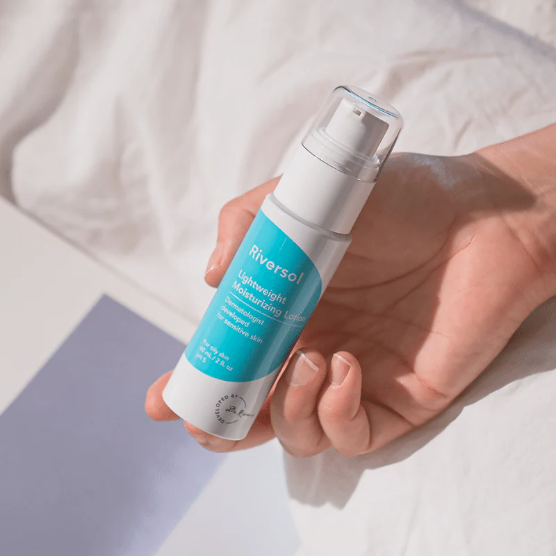 Lightweight Moisturizing Lotion - Image 3